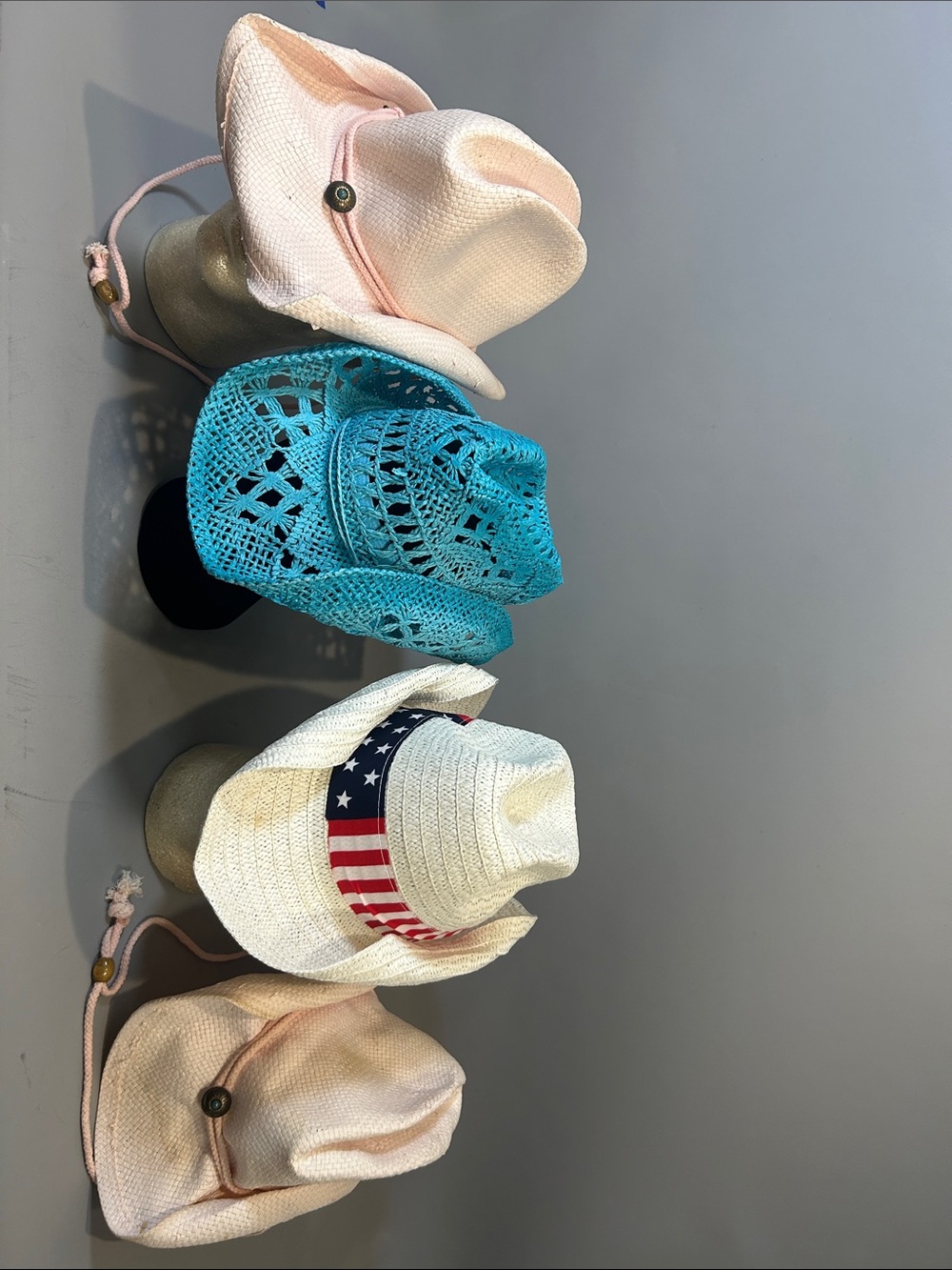 Lot of 4 Women’s Straw Fashion Cowboy Hats- Pink 2 (small/med) White & Turquoise - Picture 17 of 17